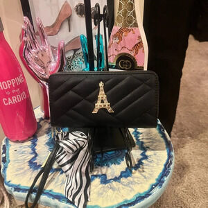 TEMS NWT Women's Black Soft Faux Leather Wallet/Wristlet with Gold Hardware